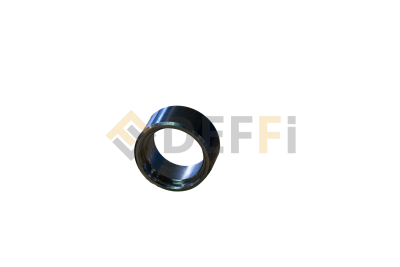 047018151-Entretoise longue pour écrou